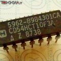 CD54HCT10F High-Speed CMOS Logic Triple 3-Input NAND Gate DIP14 1AA21136_CS143